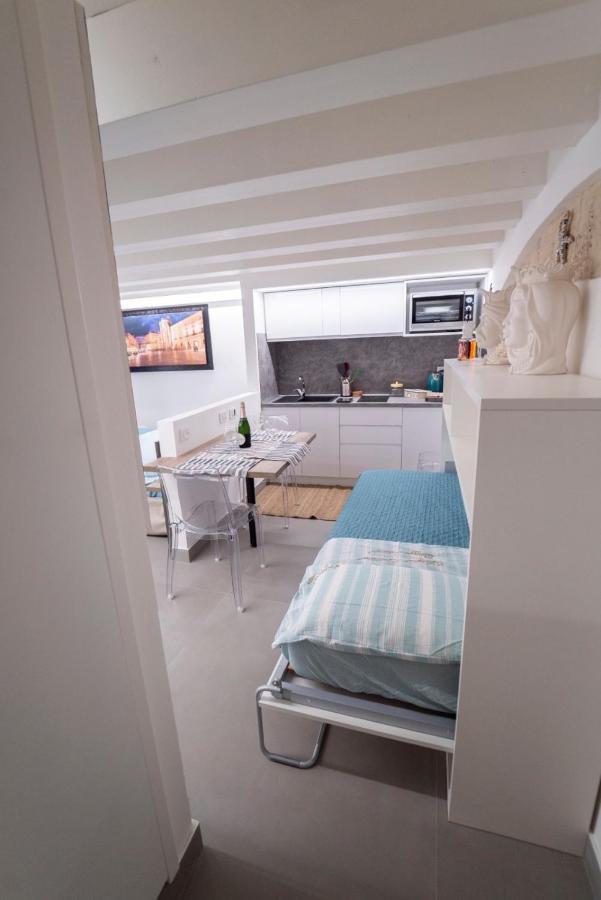 Ortigia Charme Piazza Duomo Apartamento Syracuse Exterior foto