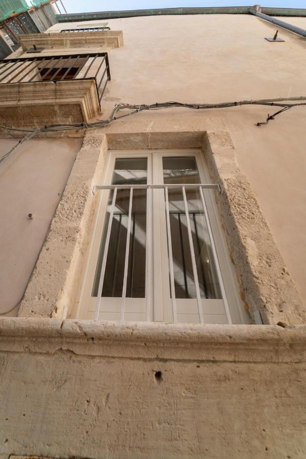 Ortigia Charme Piazza Duomo Apartamento Syracuse Exterior foto